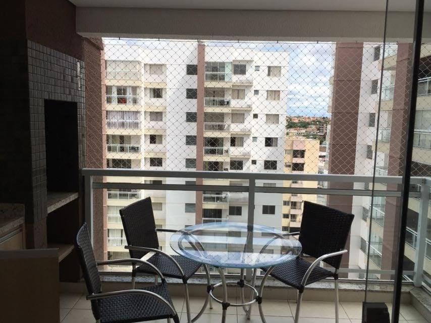 Apartamento No Condominio Casa Da Madeira Em Caldas Novas-Go Екстер'єр фото